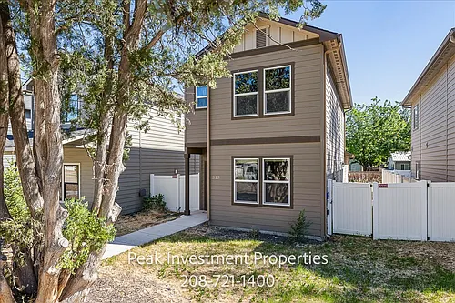 315 E Denver St Photo 1
