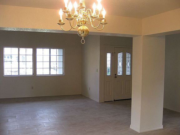 4th image of 5095 Monaco Dr