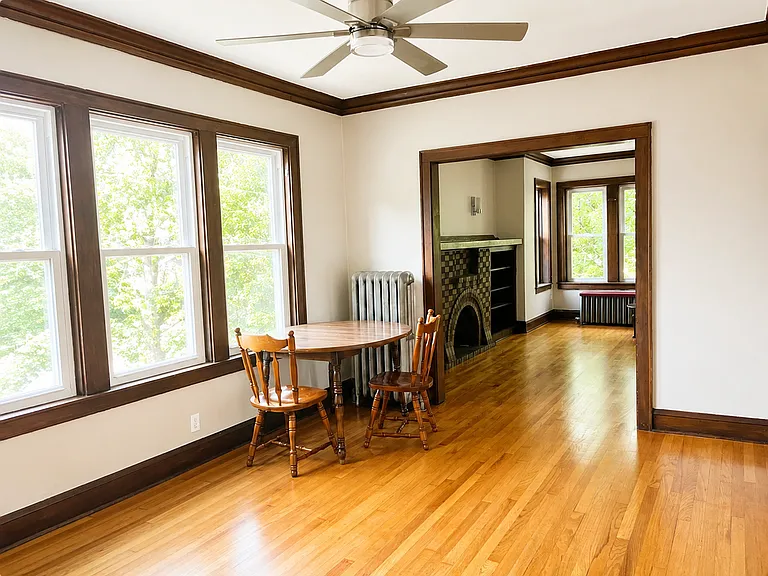 3415 N Claremont Ave #2 — Photo 2