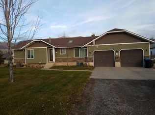 75 S 600 E, Hyrum, UT 84319