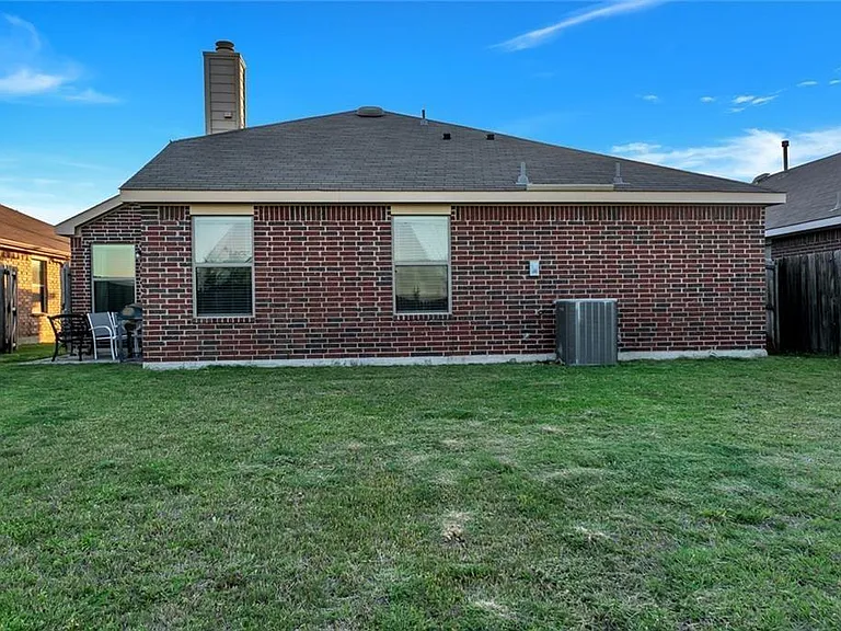 8512 Minturn Dr — Photo 32