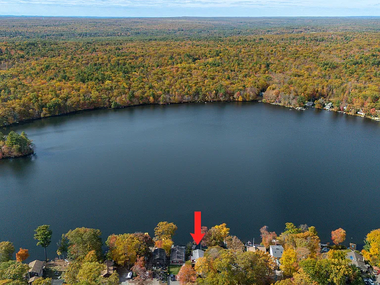 23 Waterfront Ln — Photo 2