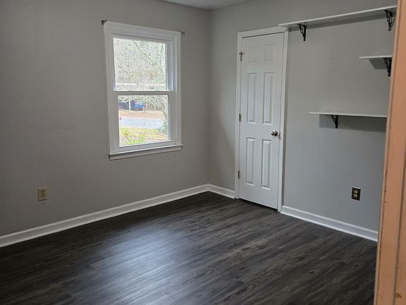 5th image of 1010 Deni Ct