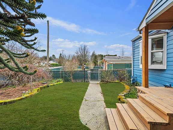 2nd image of 11227 26th Ave SW #1
