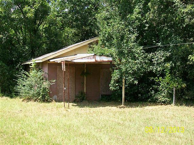 2nd image of 3331 Mundy Rd