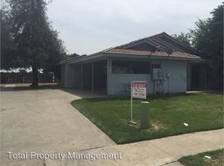 1198 S Vetter Dr, Tulare, CA 93274