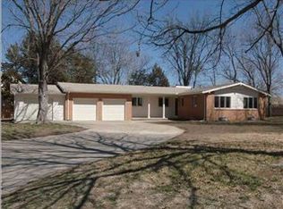 2116 N Westridge Dr, Wichita, KS 67203