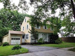 25 Saint Elmo Rd, Worcester, MA 01602