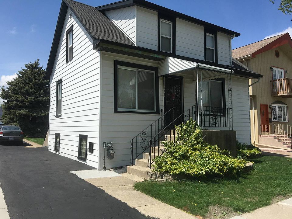 1st image of 3226 N Oketo Ave