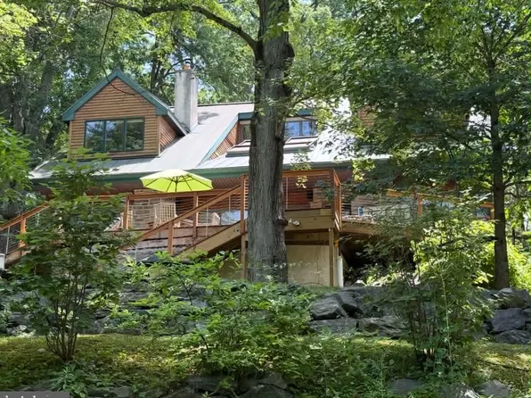 211 West St, Media, PA 19063