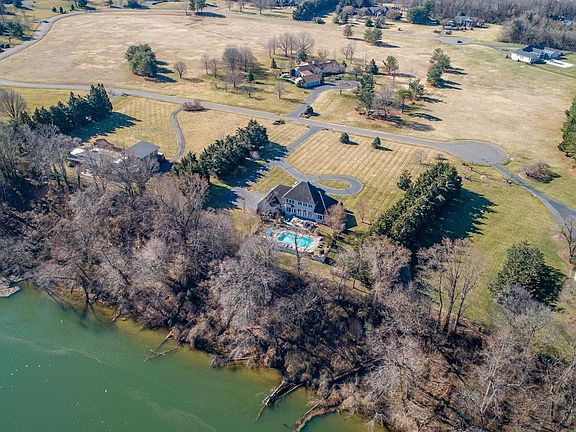4th image of 11413 N Club Dr