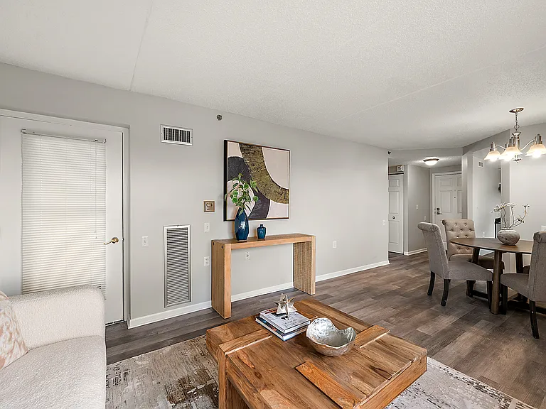 Baldwin on Chester 55+ Independent Living — Photo 25