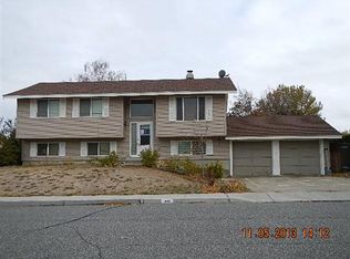 408 N Oklahoma Pl, Kennewick, WA 99336