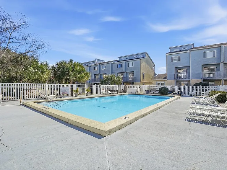 330 Bluefish Dr #228 — Photo 31