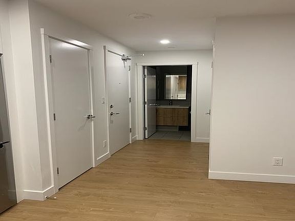 4th image of 13359 Old Yale Rd #405