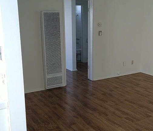 3rd image of 10844 Kling St #9