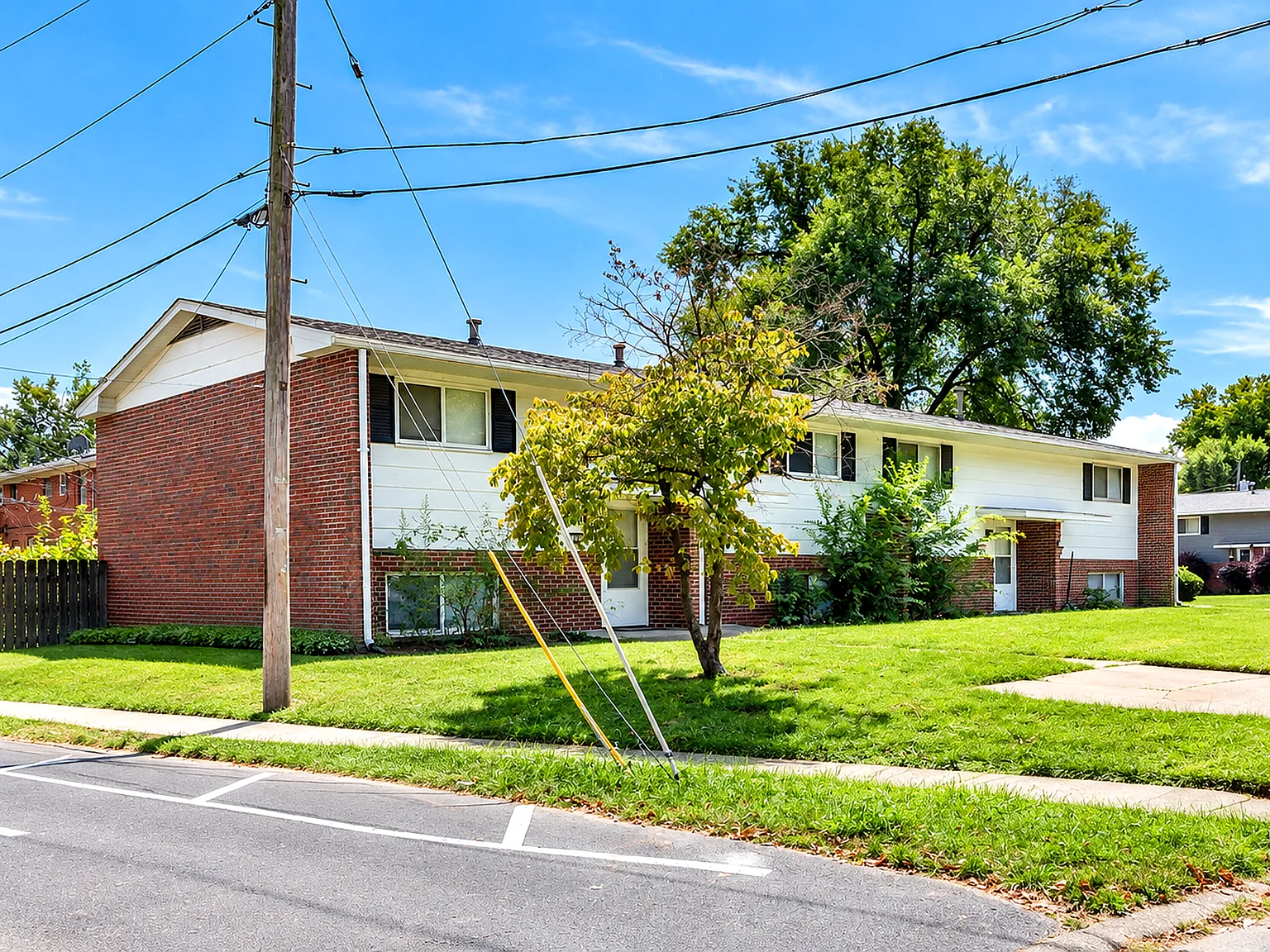 2 bed, 1.5 bath, 1000 sqft, $1,250 — Photo 4