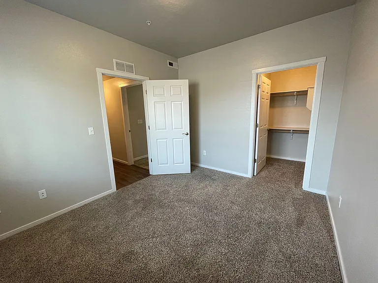 Tree Valley Village Apartments — Photo 66