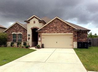12107 Eagle Ridge Dr, Mont Belvieu, TX 77535