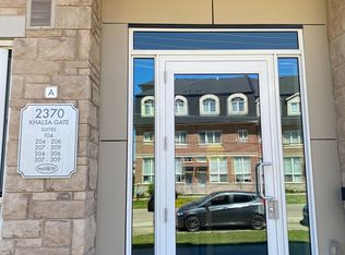 2370 Khalsa Gate #204, Oakville, ON L6M 1P5