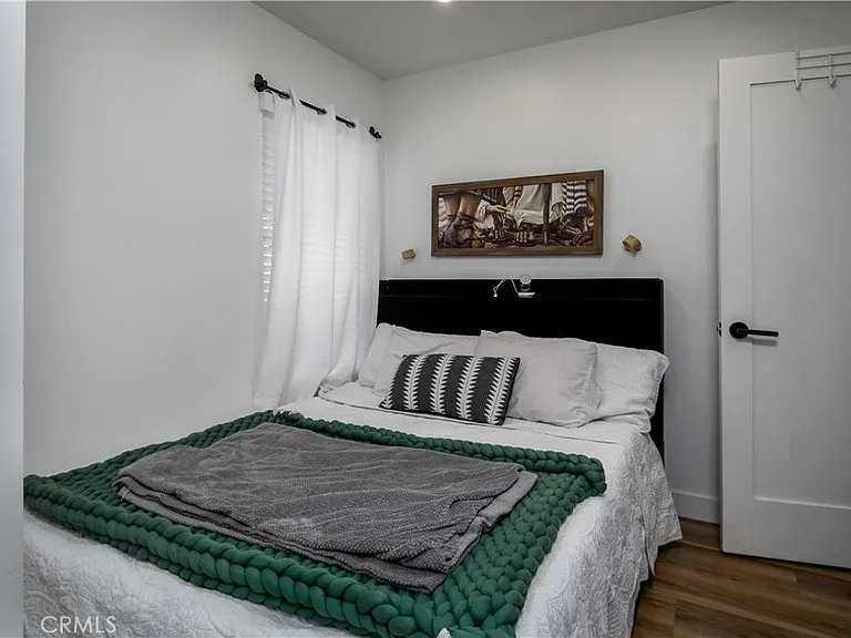 8966A Gunn Ave — Photo 10