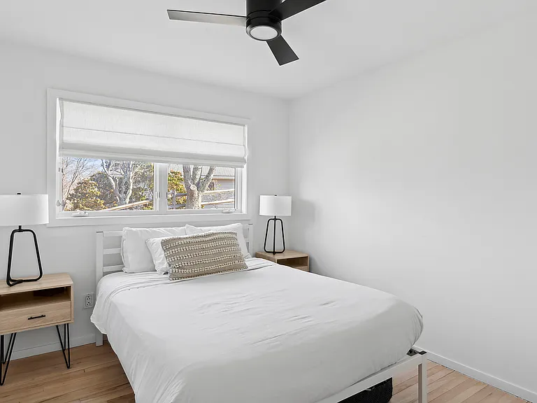 148 S Fairview Ave — Photo 11