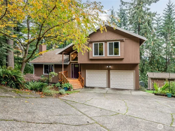 4415 Poplar Way, Longview, WA 98632