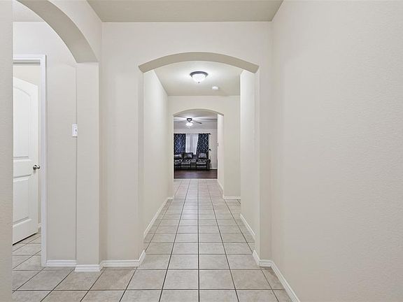 2nd image of 2909 Balleywood Dr