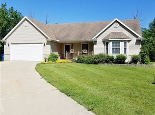 12053 Clover Knoll Rd, Fenton, MI 48430