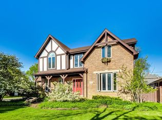 407 S Delphia Ave, Park Ridge, IL 60068