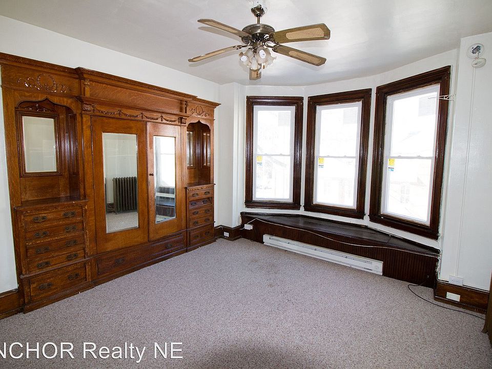 2nd image of 3307 N Park Ave #2