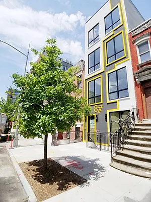 Rented by Rentall Group Inc | media 9