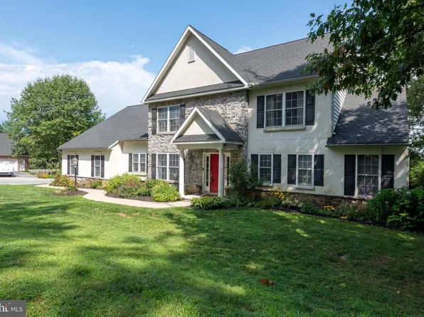 501 Bald Eagle Ct, Lancaster, PA 17601