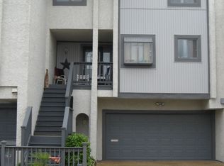 238 N 1st St, Hampton, VA 23664