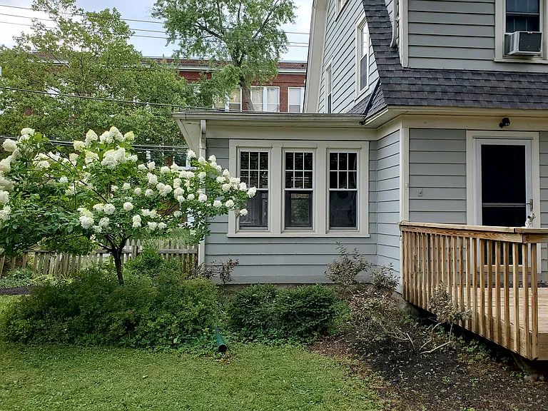 14 N Grove St — Photo 17