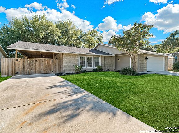 2nd image of 6122 Pecan Trail St