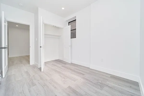 Rented by Triplemint | media 13