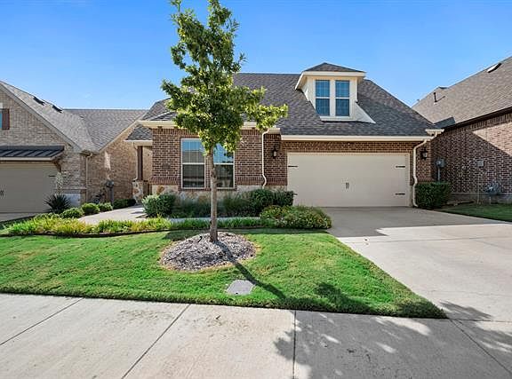 2nd image of 2910 Esplanade Blvd #2910