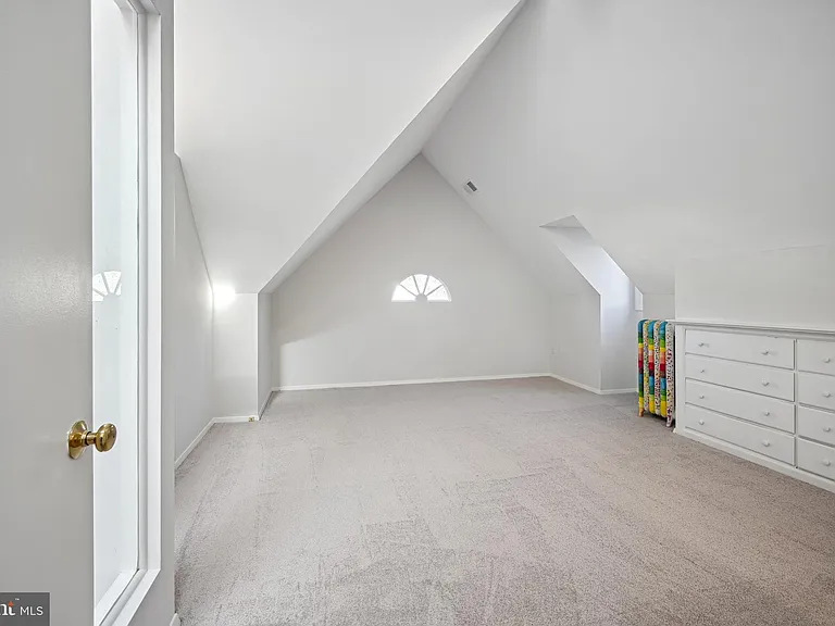 3216 Klingle Rd NW — Photo 22