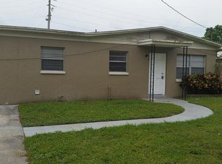 7425 Manchester Ln, Tampa, FL 33619