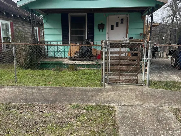 12 S Christine Ave, Anniston, AL 36207