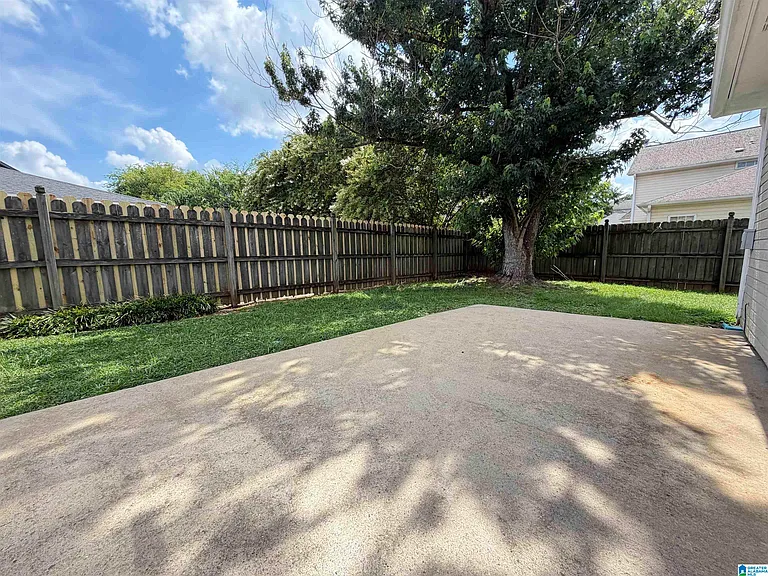 101 Cambridge Pointe Cir — Photo 19