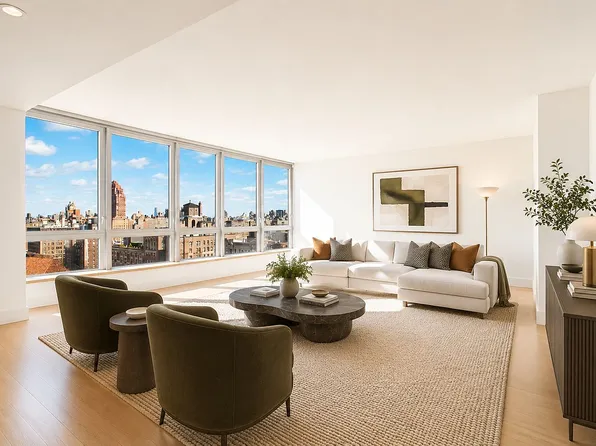 212 W 72nd St #17B, New York, NY 10023