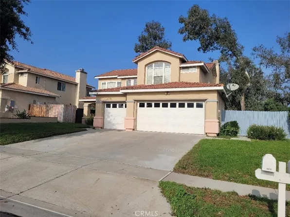 866 Homestead Rd, Corona, CA 92878