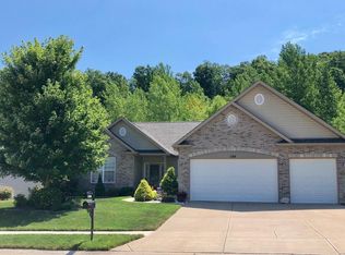 1186 Konert Valley Dr, Fenton, MO 63026