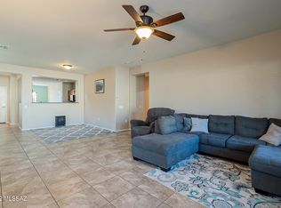 21652 E Governor Dr, Red Rock, AZ 85145