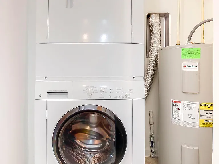 Washer / Dryer