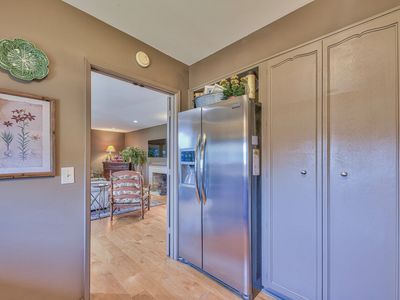 (Undisclosed Address), Carmel, CA, 93923