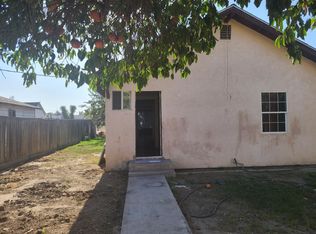 154 N Thompson Rd, Tipton, CA 93272