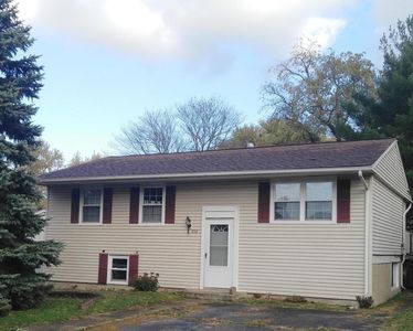 892 Houfek Dr, Lancaster, OH, 43130